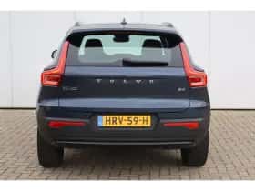 Volvo XC40 (2025) thumbnail 9