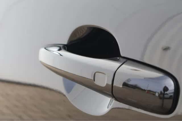 Volvo V40 (2019) thumbnail 15