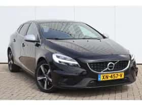 Volvo V40 (2019) thumbnail 3