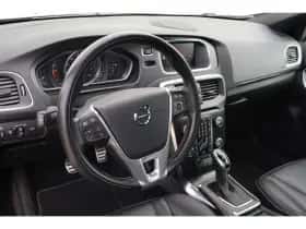 Volvo V40 (2019) thumbnail 4