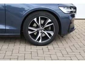Volvo V60 (2021) thumbnail 46
