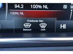 Volvo V40 (2015) thumbnail 16