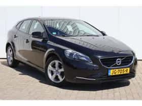 Volvo V40 (2015) thumbnail 3