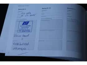 Volvo V40 (2015) thumbnail 22