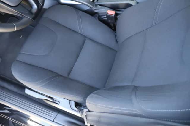 Volvo V40 (2015) thumbnail 5