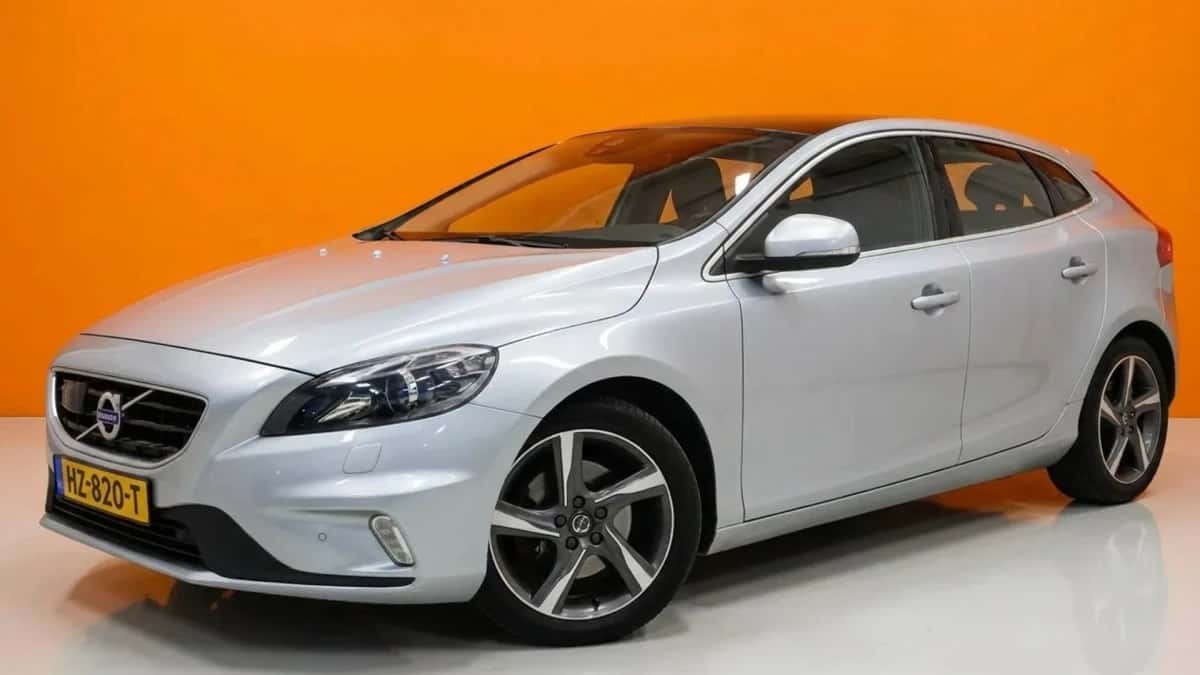 Volvo V40 (2016) — foto 1
