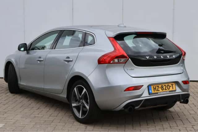 Volvo V40 (2016) thumbnail 29