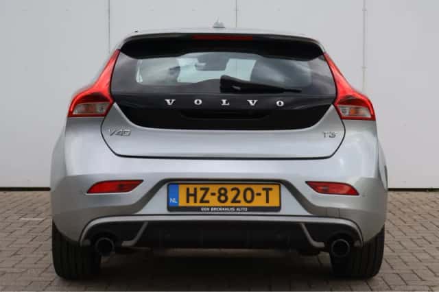 Volvo V40 (2016) thumbnail 30