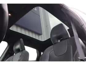 Volvo V40 (2016) thumbnail 7