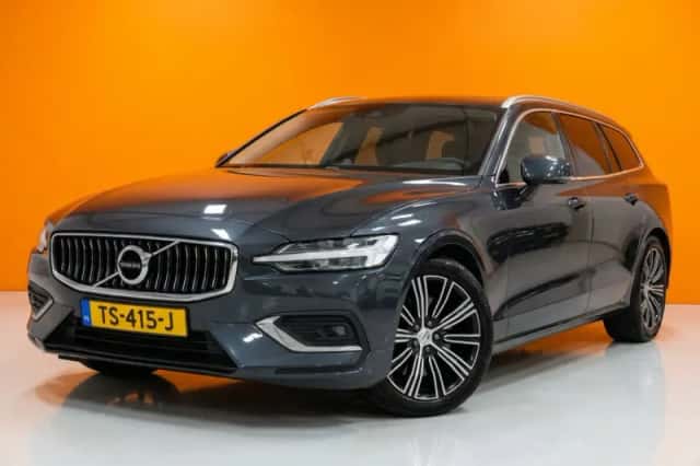 Volvo V60 (2018) thumbnail 1