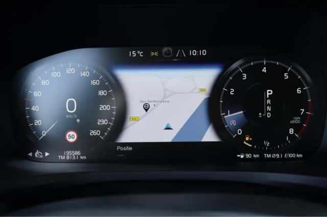 Volvo V60 (2018) thumbnail 15