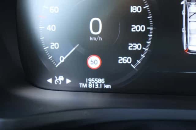 Volvo V60 (2018) thumbnail 16