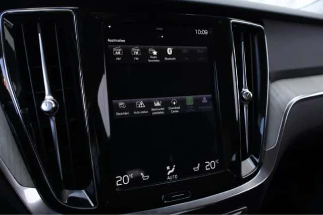 Volvo V60 (2018) thumbnail 21