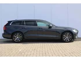 Volvo V60 (2018) thumbnail 31