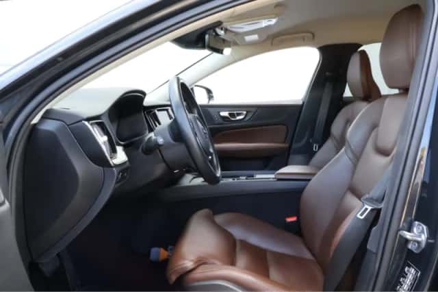 Volvo V60 (2018) thumbnail 9