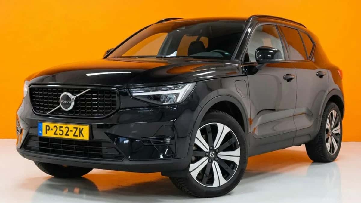 Volvo XC40 (2022) — foto 1
