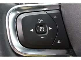 Volvo XC40 (2022) thumbnail 14