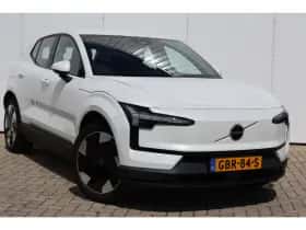 Volvo EX30 (2024) thumbnail 3