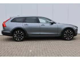 Volvo V90 (2017) thumbnail 23