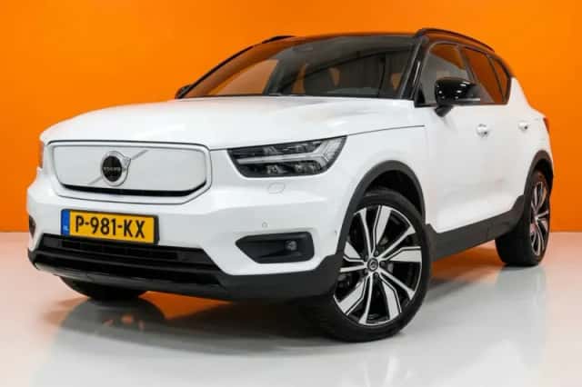 Volvo XC40 (2022)