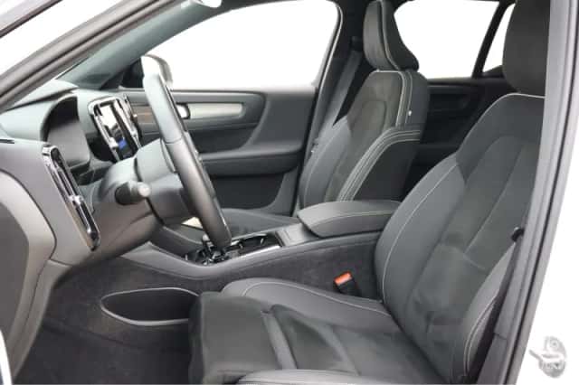 Volvo XC40 (2022) thumbnail 26