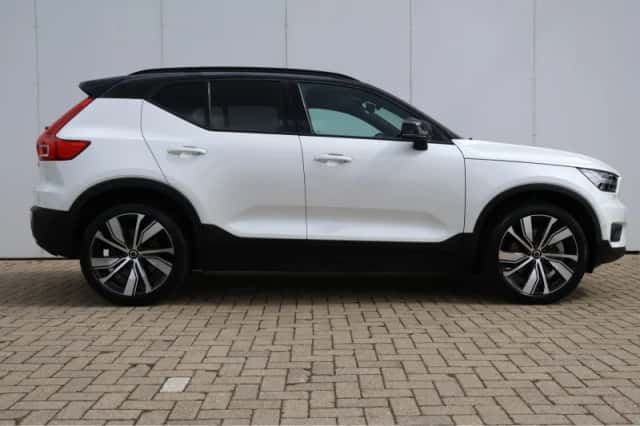 Volvo XC40 (2022) thumbnail 35