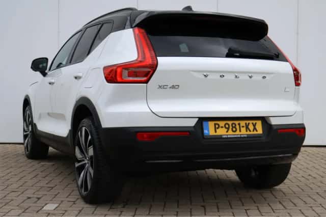 Volvo XC40 (2022) thumbnail 38