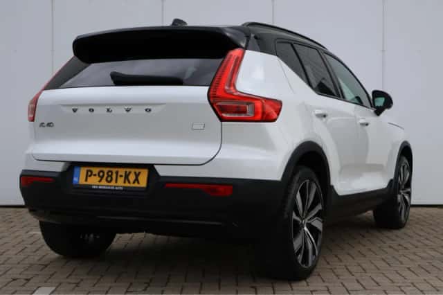 Volvo XC40 (2022) thumbnail 40