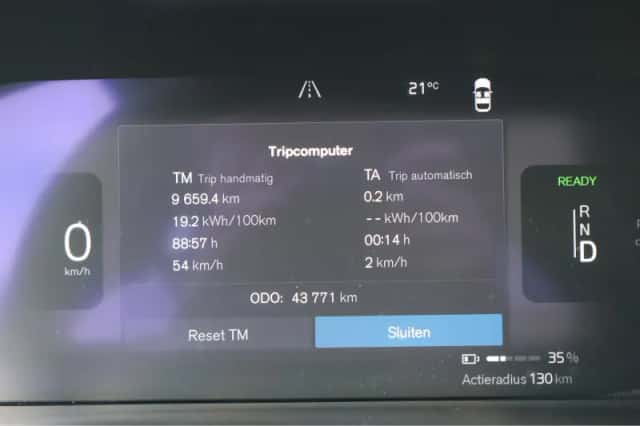 Volvo XC40 (2022) thumbnail 14