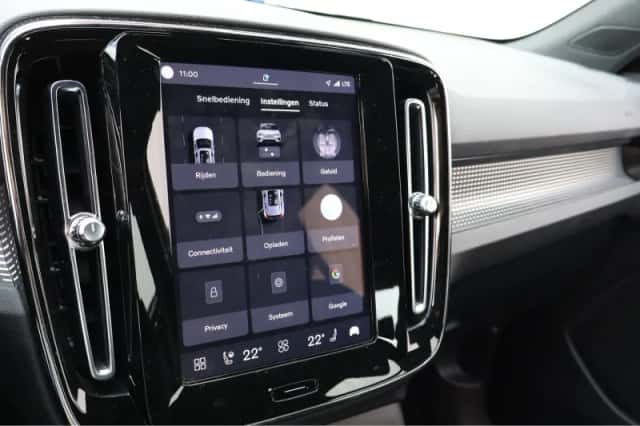Volvo XC40 (2022) thumbnail 19