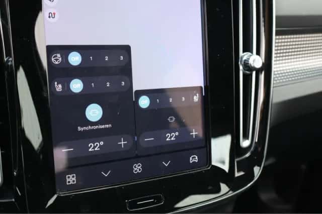 Volvo XC40 (2022) thumbnail 20