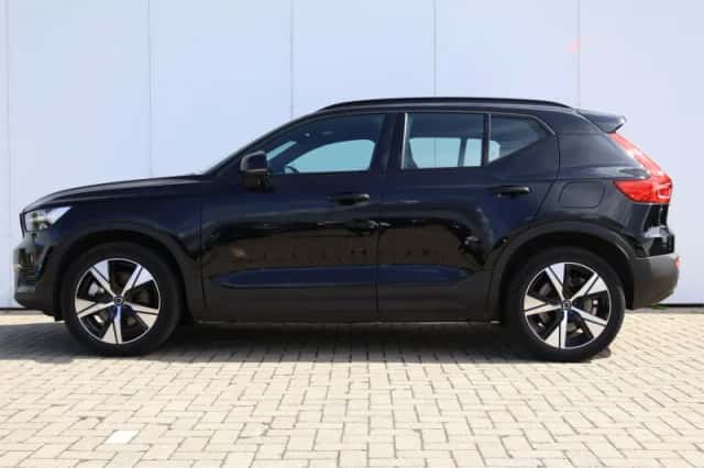 Volvo XC40 (2022) thumbnail 24