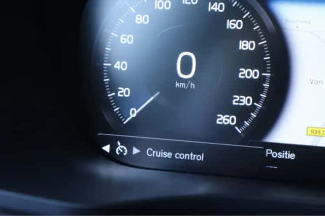 Volvo XC60 (2019) thumbnail 13