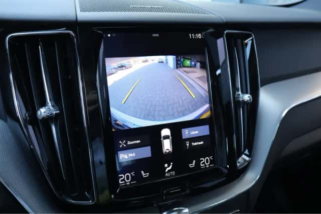 Volvo XC60 (2019) thumbnail 22