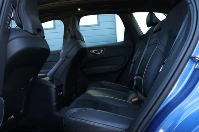 Volvo XC60 (2019) thumbnail 30