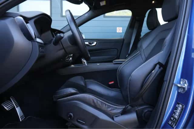 Volvo XC60 (2019) thumbnail 6