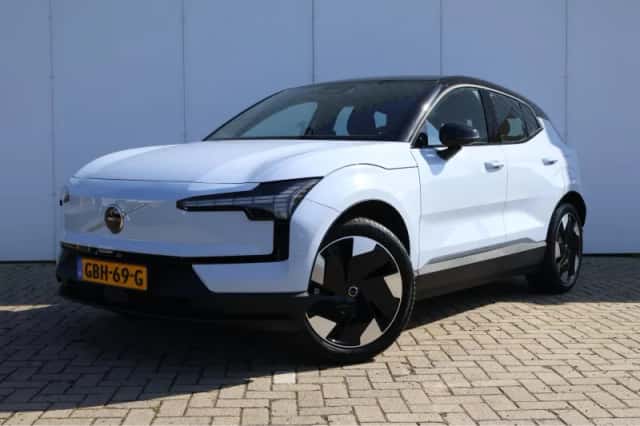 Volvo EX30 (2024)