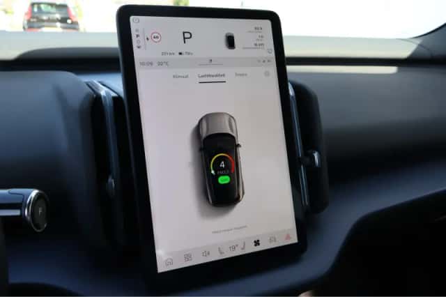Volvo EX30 (2024) thumbnail 21