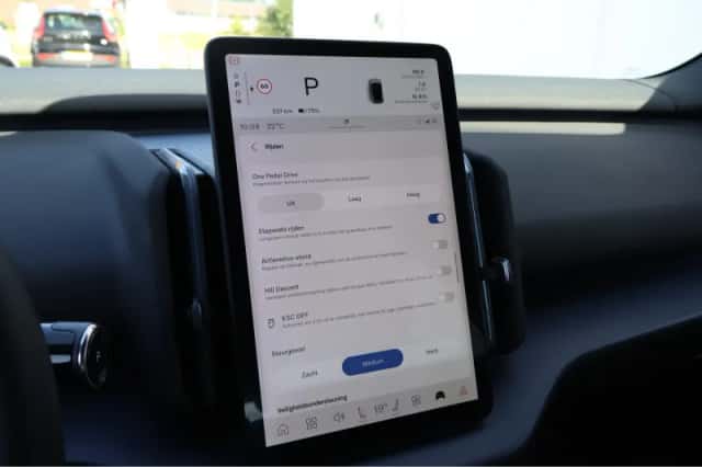 Volvo EX30 (2024) thumbnail 26