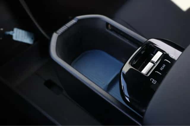 Volvo EX30 (2024) thumbnail 35