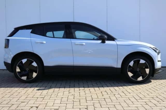 Volvo EX30 (2024) thumbnail 38