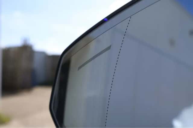 Volvo EX30 (2024) thumbnail 6