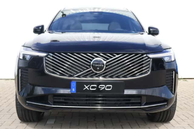 Volvo XC90 (2026) thumbnail 3