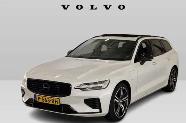 Volvo V60 (2022) thumbnail 1