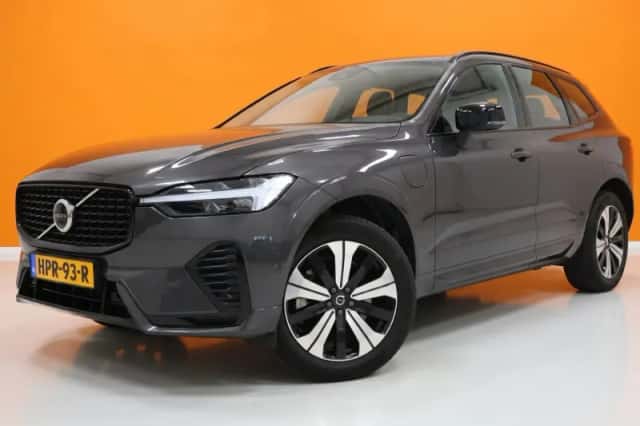 Volvo XC60 (2025) thumbnail 1