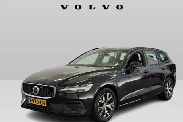 Volvo V60 (2024) thumbnail 1
