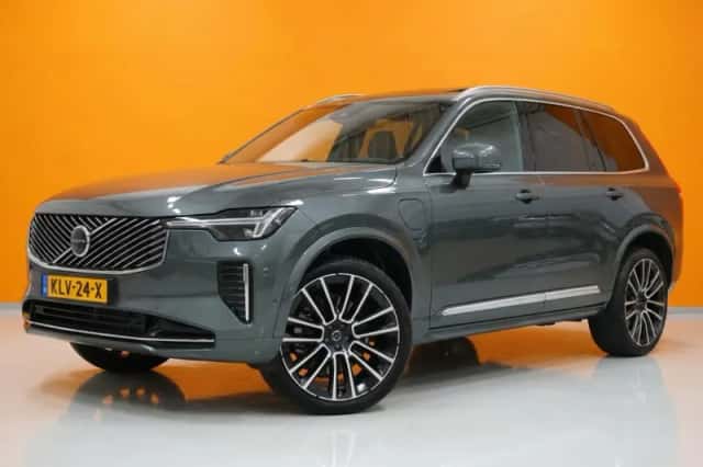Volvo XC90 (2026) thumbnail 1