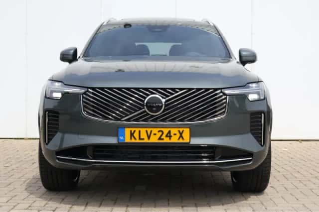 Volvo XC90 (2026) thumbnail 2