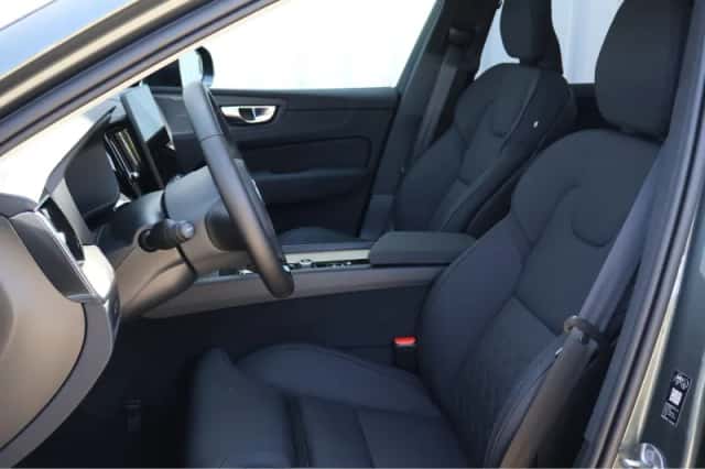 Volvo XC60 (2026) thumbnail 5