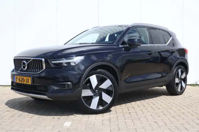 Volvo XC40 (2021) thumbnail 1